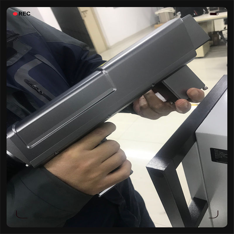Automatic laser cleaning 